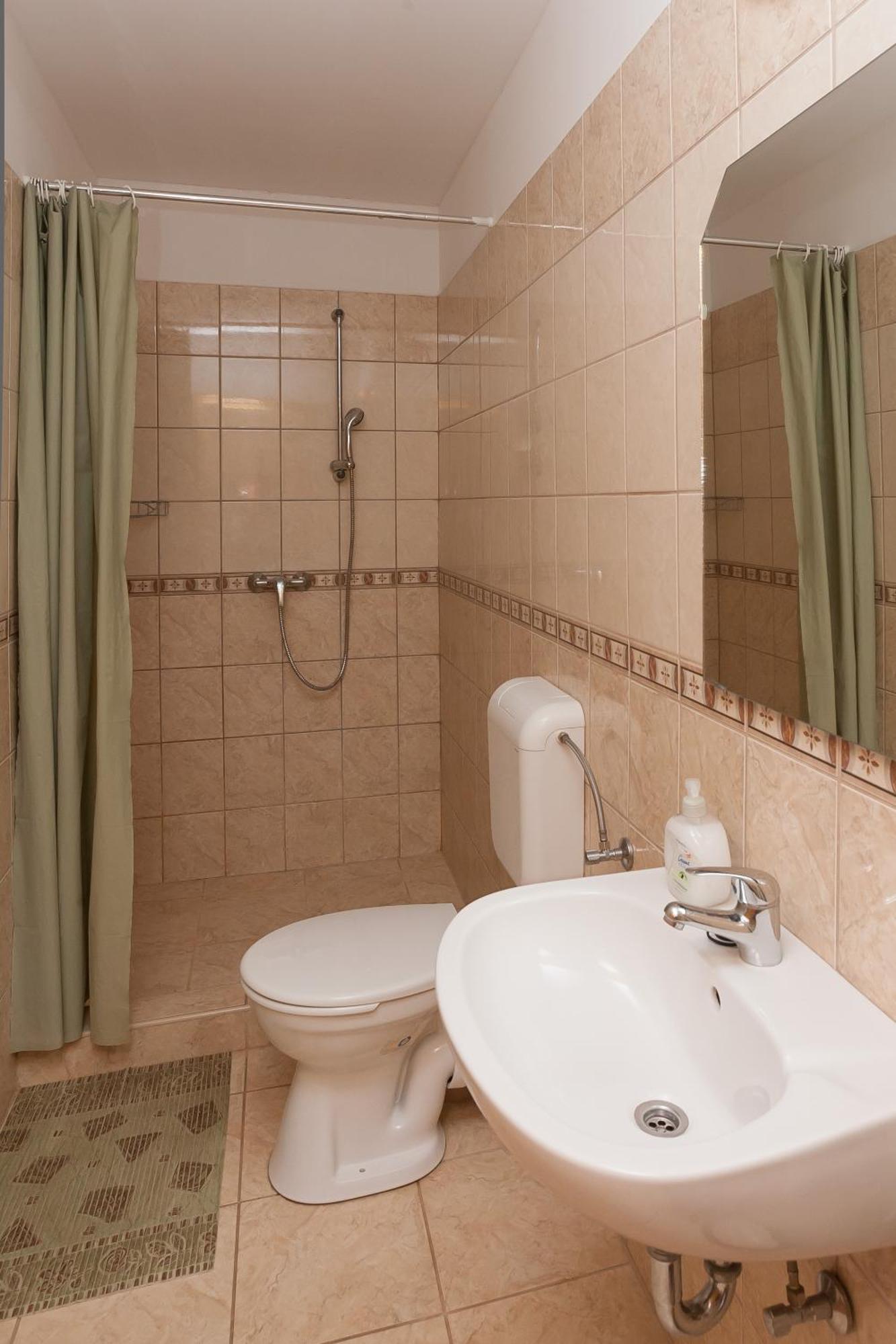 Paratlan Apartmanhaz Szilvasvarad Exterior photo