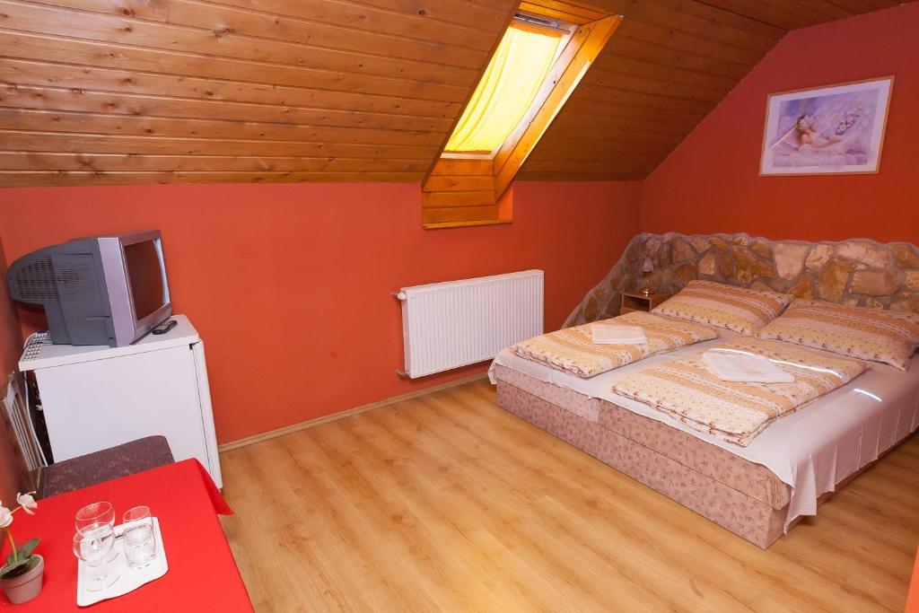 Paratlan Apartmanhaz Szilvasvarad Exterior photo